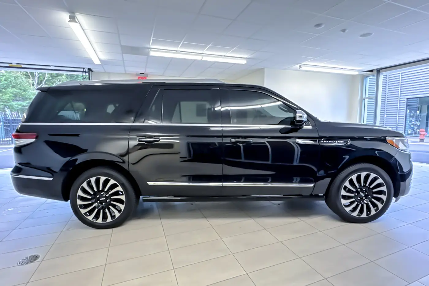 2024 Lincoln Navigator - $61,917