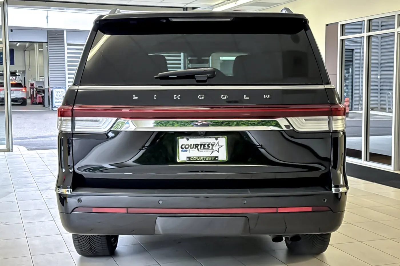 2024 Lincoln Navigator - $61,917