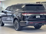 2024 Navigator L Thumbnail 6