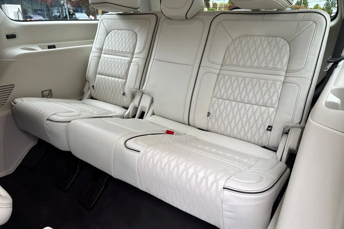 2024 Lincoln Navigator - $61,917