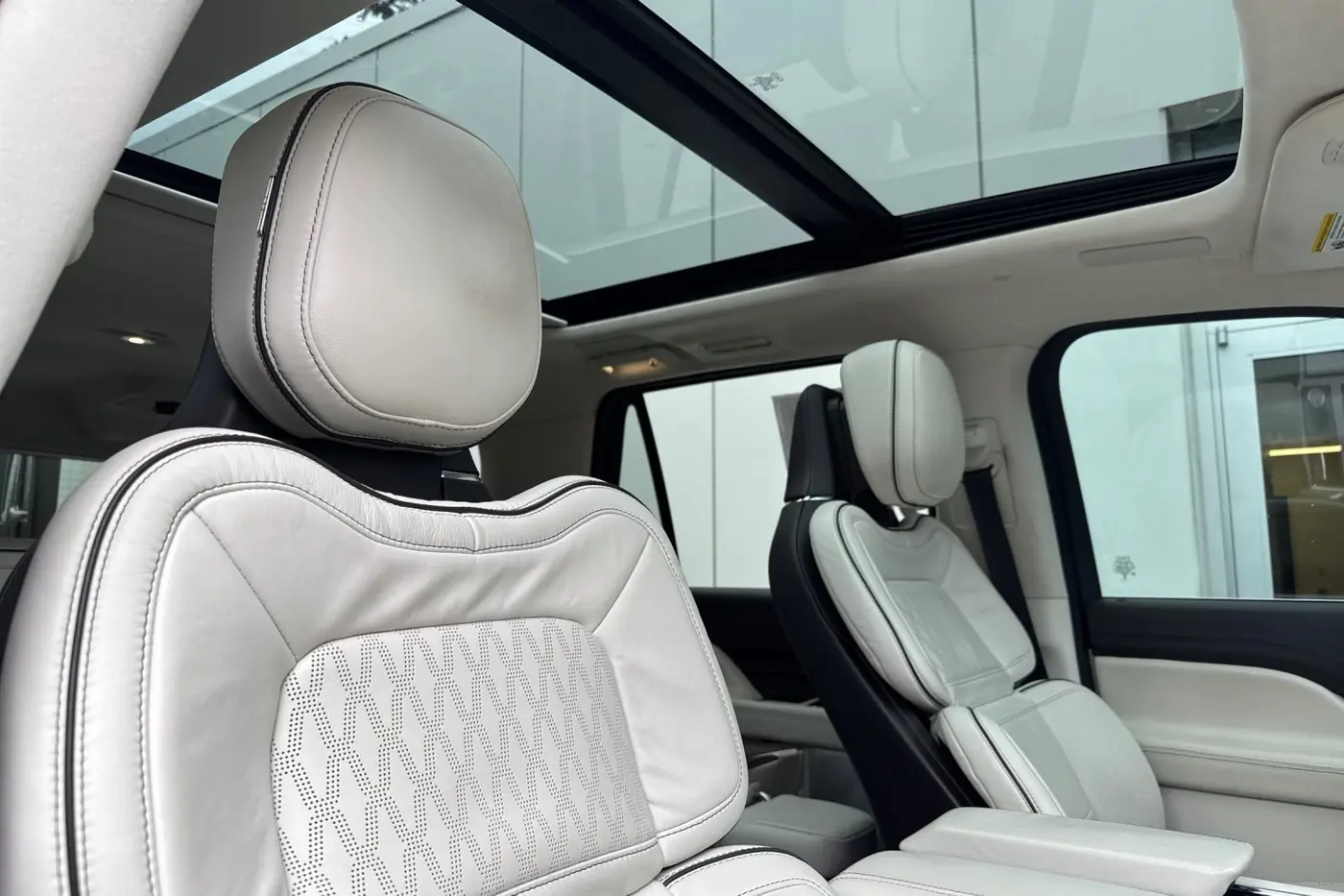 2024 Lincoln Navigator - $61,917