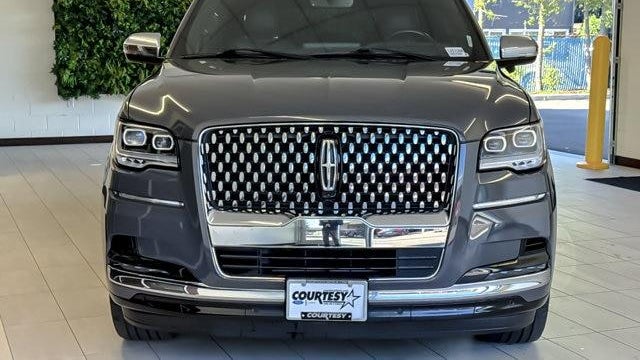 2024 Lincoln Navigator L Black Label