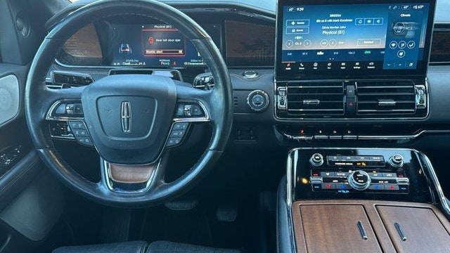 2024 Lincoln Navigator L Black Label