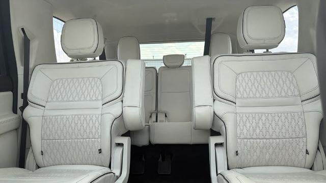 2024 Lincoln Navigator L Black Label