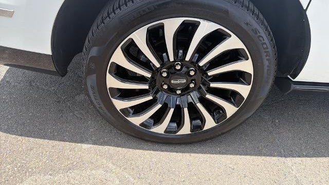2024 Lincoln Navigator L Black Label