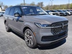 2025 Navigator L Thumbnail 14