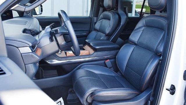 2025 Lincoln Navigator L Black Label