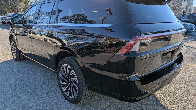 2025 Lincoln Navigator L Black Label