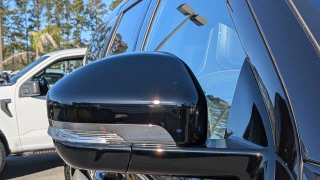 2025 Lincoln Navigator L Black Label