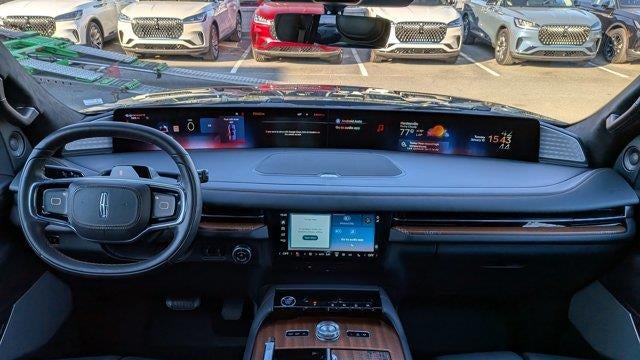 2025 Lincoln Navigator L Black Label