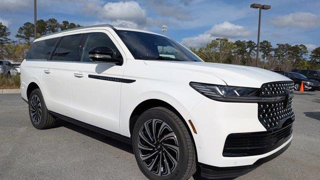 Preowned 2025 Lincoln Navigator L Black Label for Sale