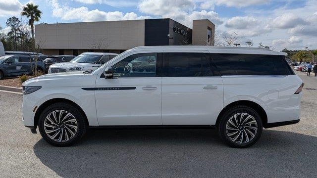 2025 Lincoln Navigator L Black Label
