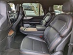 2025 Navigator L Thumbnail 16