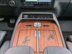 2025 Navigator L Thumbnail 22