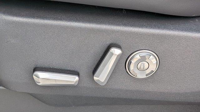 2025 Lincoln Navigator L Black Label