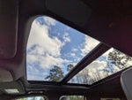 2025 Navigator L Thumbnail 24