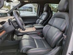 2025 Navigator L Thumbnail 25