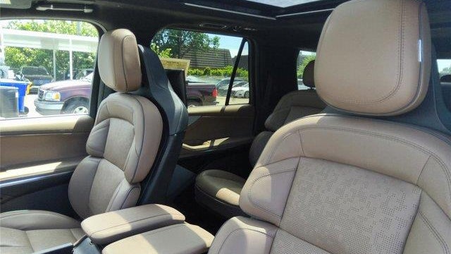 2025 Lincoln Navigator L Black Label