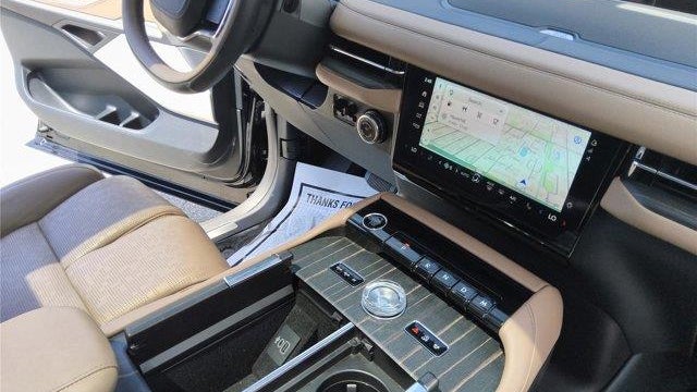 2025 Lincoln Navigator L Black Label