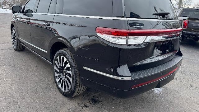 2023 Lincoln Navigator L Black Label
