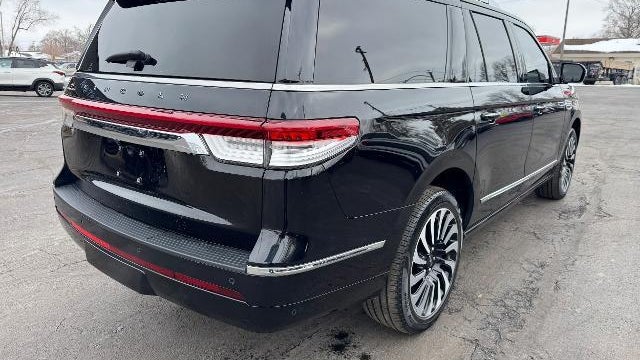 2023 Lincoln Navigator L Black Label