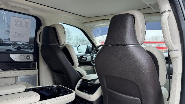 2023 Lincoln Navigator L Black Label