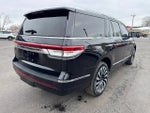 2023 Navigator L Thumbnail 7