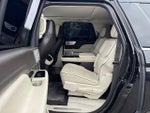 2023 Navigator L Thumbnail 12