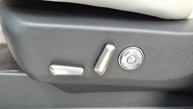 2025 Lincoln Navigator L Black Label