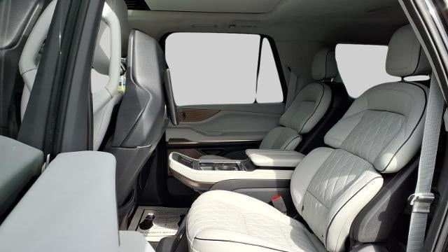 2025 Lincoln Navigator L Black Label