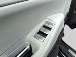 2025 Navigator L Thumbnail 12