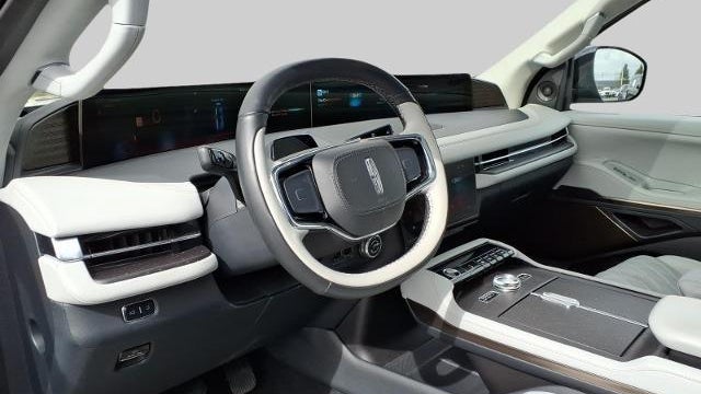 2025 Lincoln Navigator L Black Label