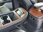 2025 Navigator L Thumbnail 26