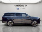 2025 Navigator L Thumbnail 29
