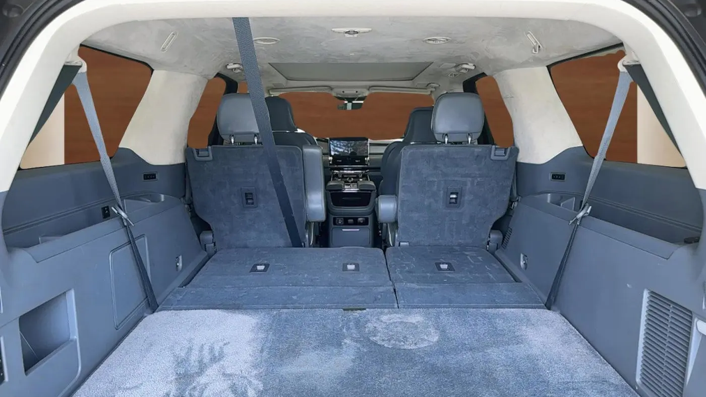 2023 Lincoln Navigator L Black Label