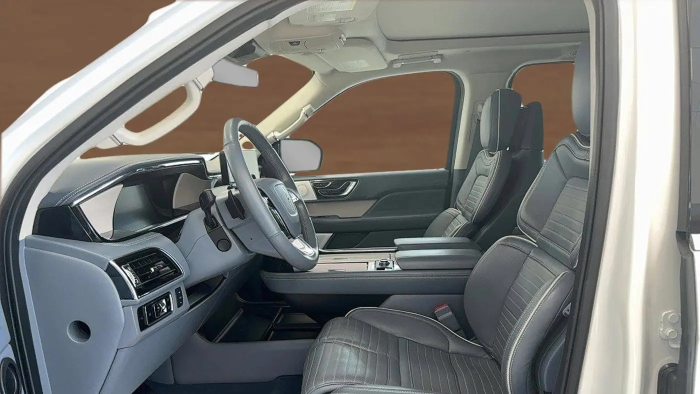 2023 Lincoln Navigator L Black Label