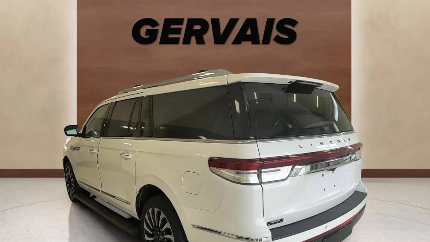 2023 Lincoln Navigator L Black Label