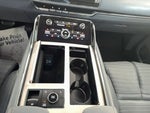 2023 Navigator L Thumbnail 23