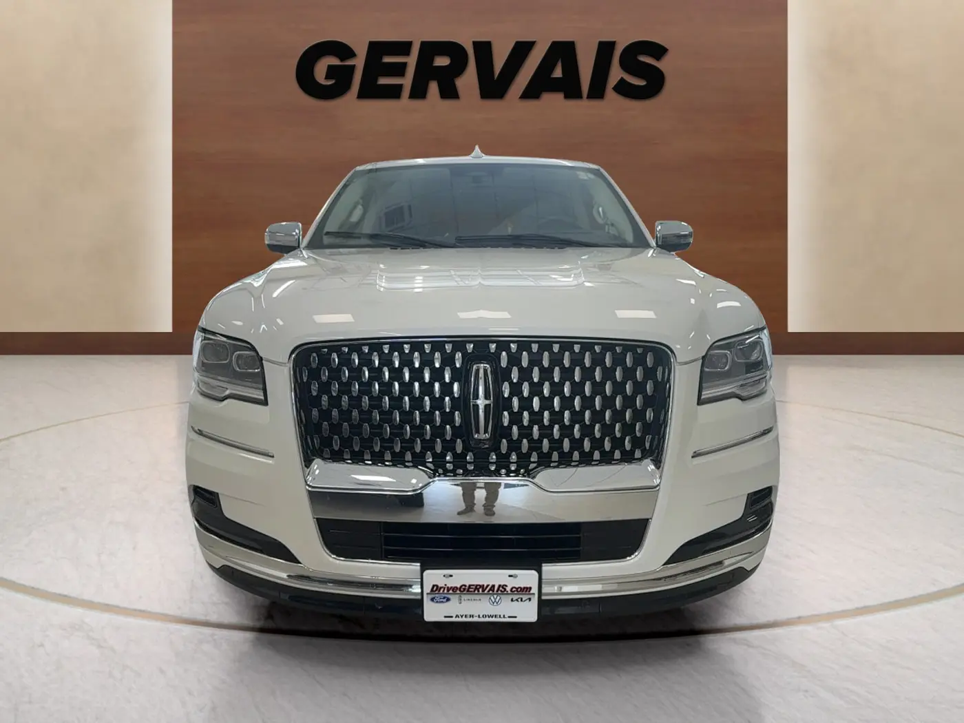 2023 Lincoln Navigator - $62,500