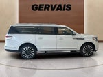 2023 Navigator L Thumbnail 16