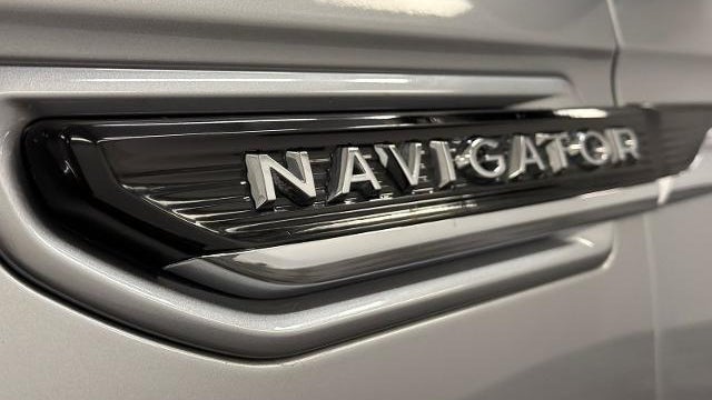 2023 Lincoln Navigator L Black Label