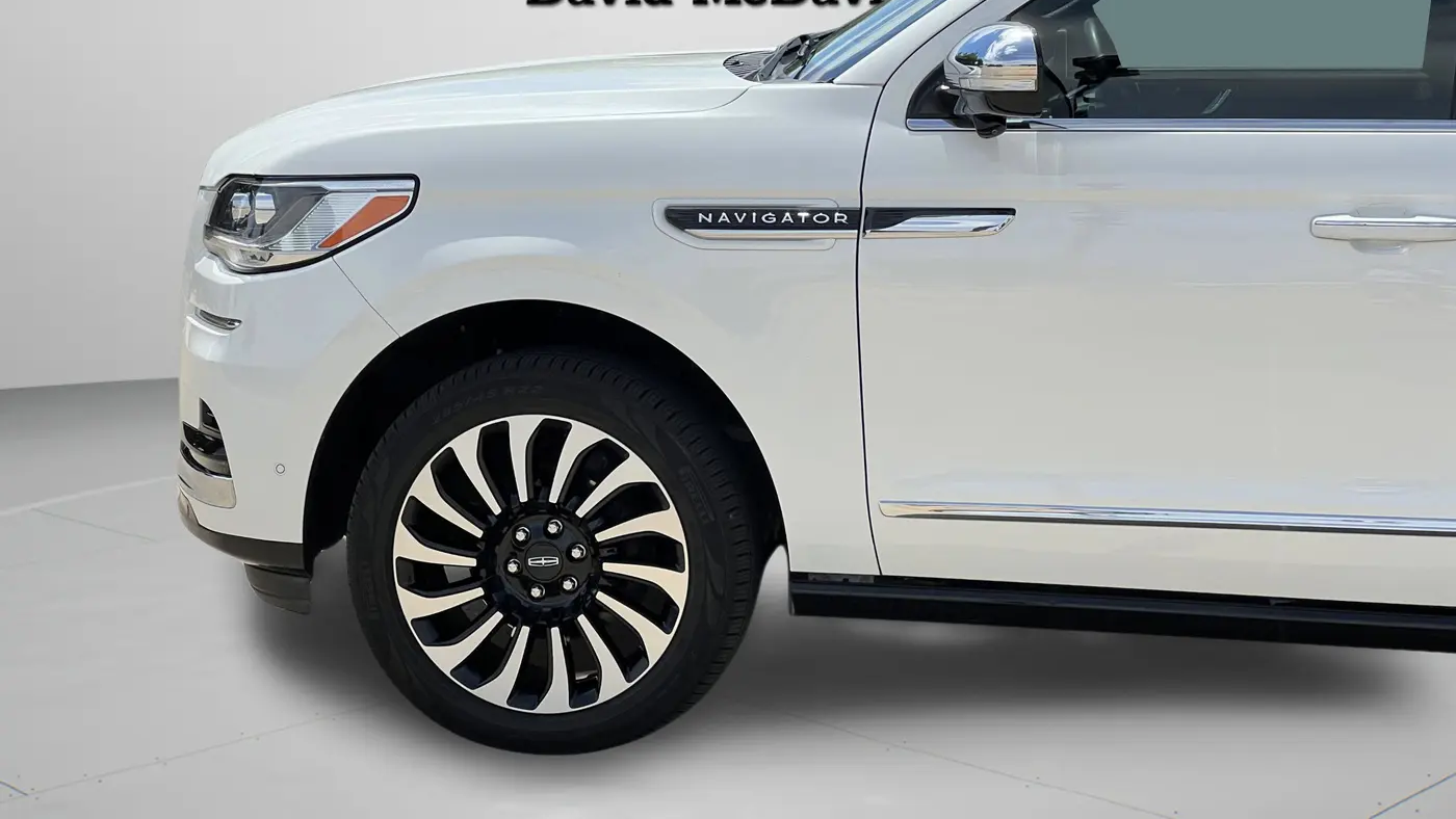 2024 Lincoln Navigator L Black Label