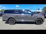 2024 Navigator L Thumbnail 9