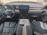 2023 Navigator L Thumbnail 19