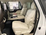 2023 Navigator L Thumbnail 9