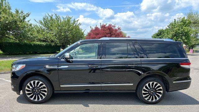 2023 Lincoln Navigator L Black Label