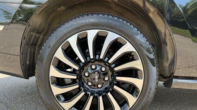2023 Lincoln Navigator L Black Label
