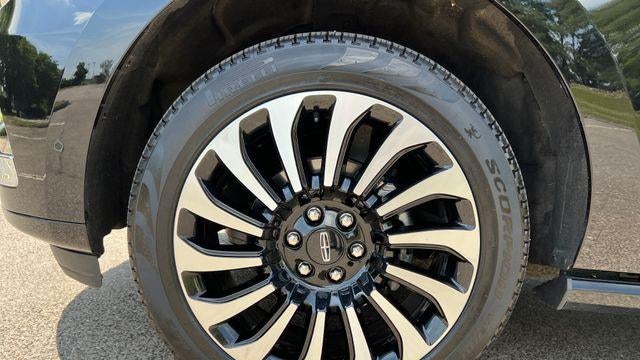 2023 Lincoln Navigator L Black Label