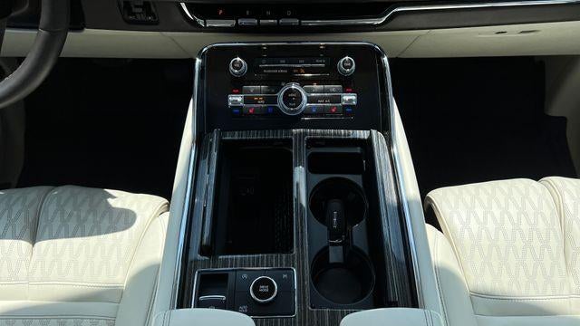 2023 Lincoln Navigator L Black Label