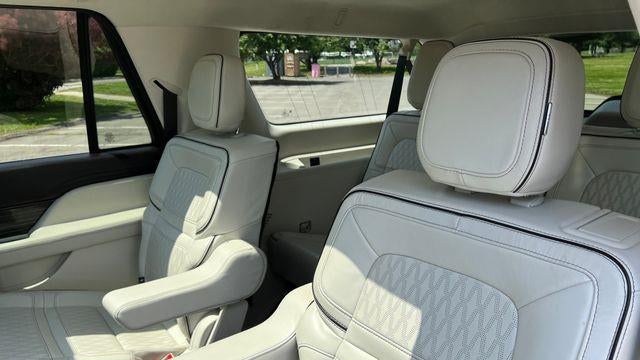 2023 Lincoln Navigator L Black Label